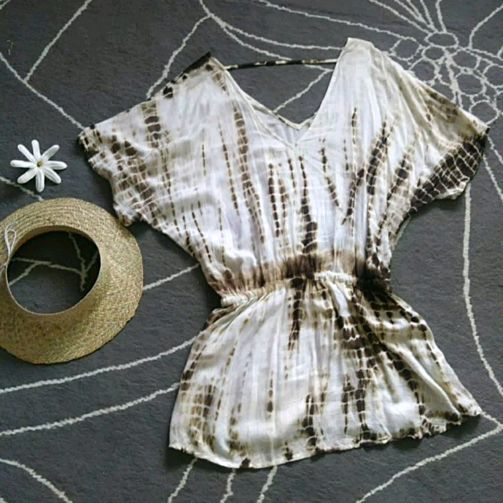 En CremeTie Dye Dress - Picture 2 of 4